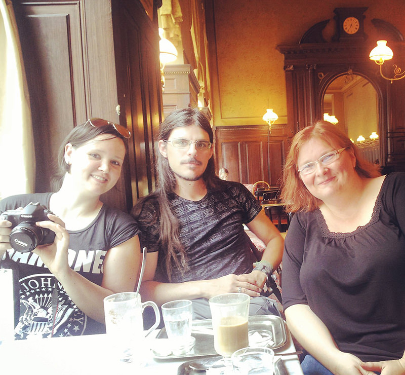 Christine Szendi (rechts), Monique Hahnefeld und Christian Schiffler Christine Szendi (rechts), Monique Hahnefeld und Christian Schiffler
